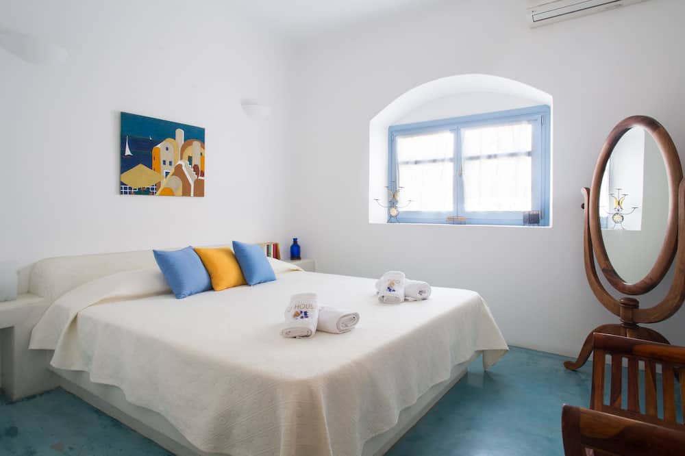 Photo of Bedroom in Agia Paraskevi