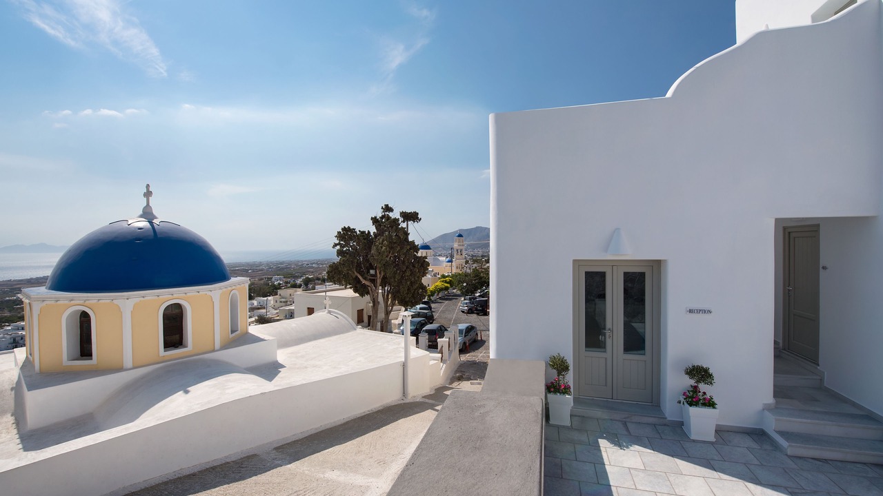 Photo of Others in Fira