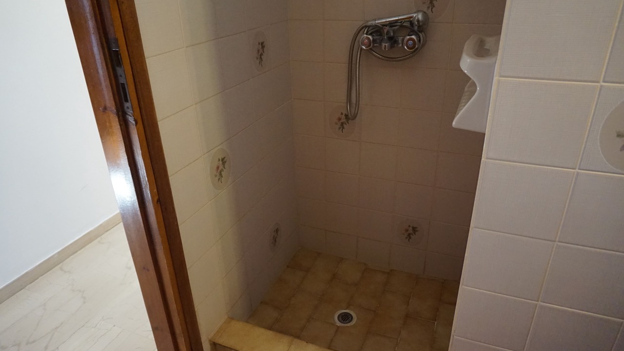 Photo of Bathroom in Scala