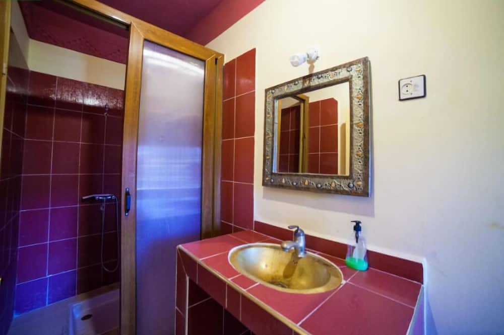 Photo of Bathroom in Tahala