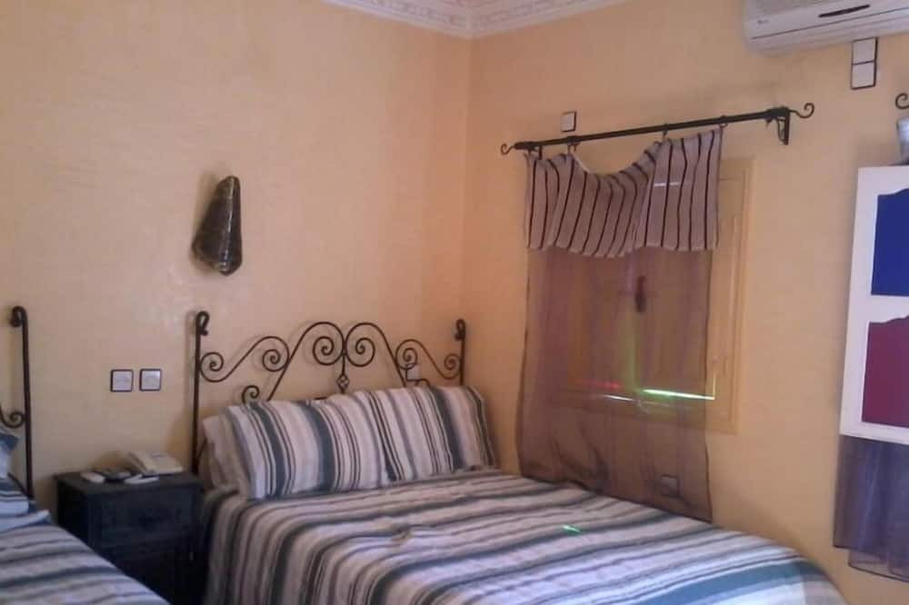 Photo of Bedroom in Tahala