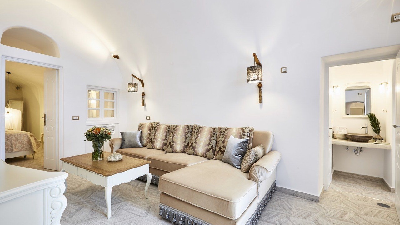 Photo of Bedroom in Messaria