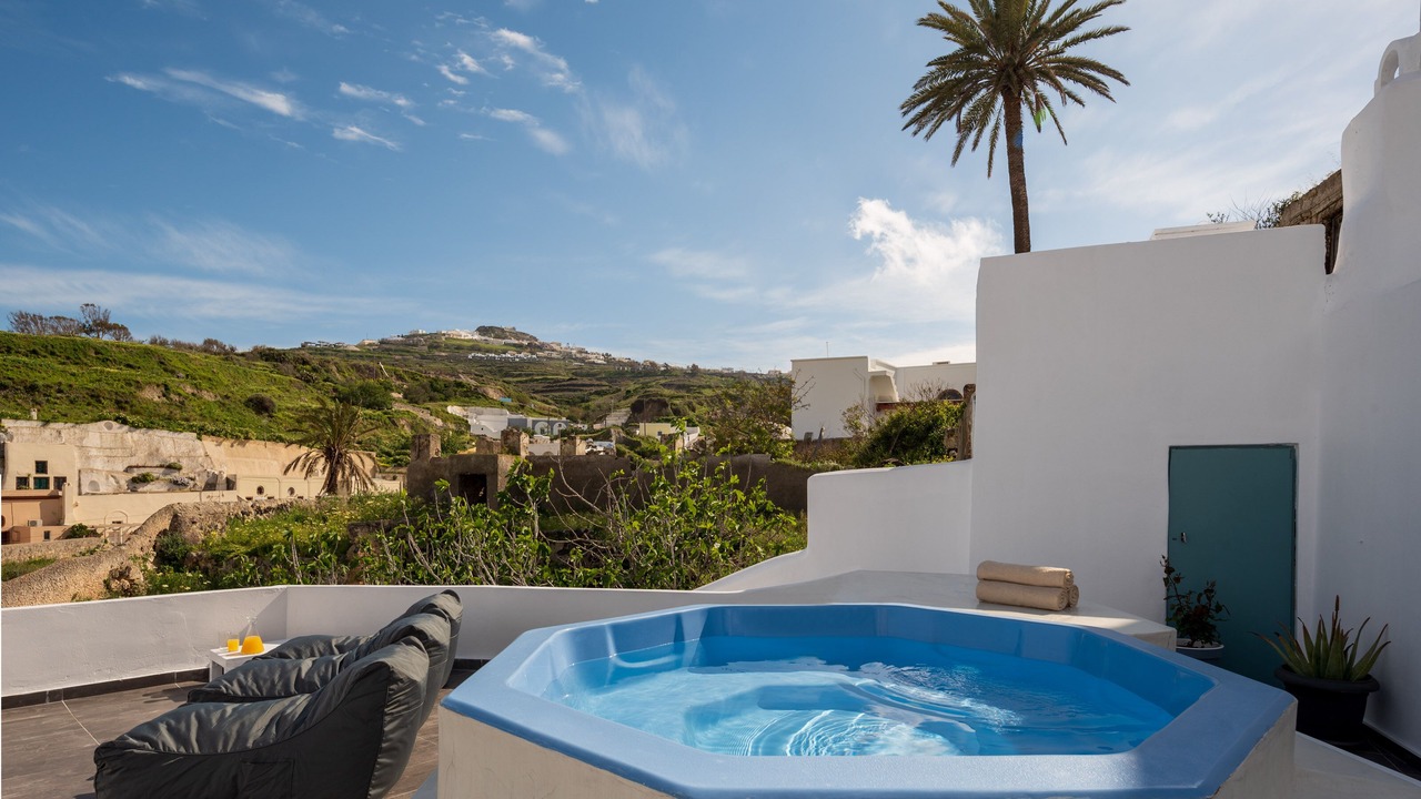 Photo of Outdoor in Messaria