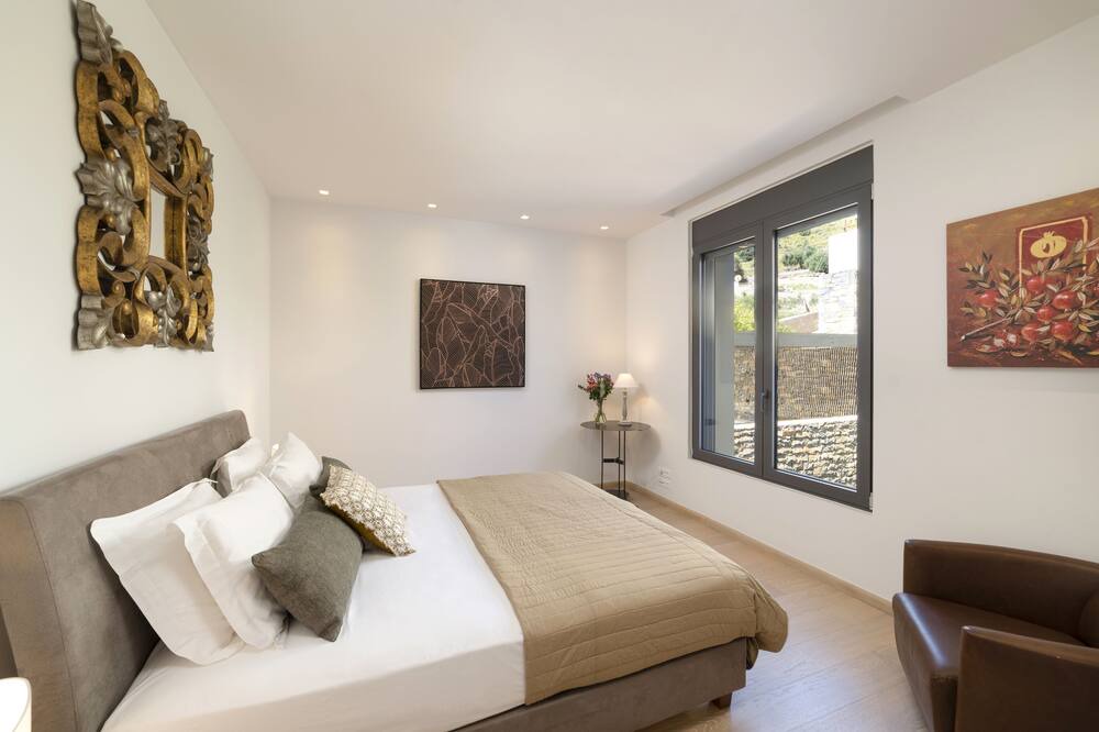 Photo of Bedroom in Kounelion
