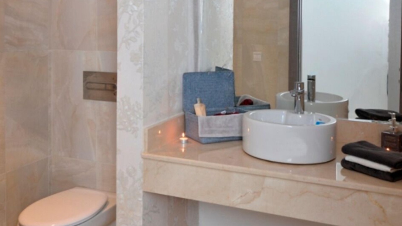 Photo of Bathroom in Pont Blondin
