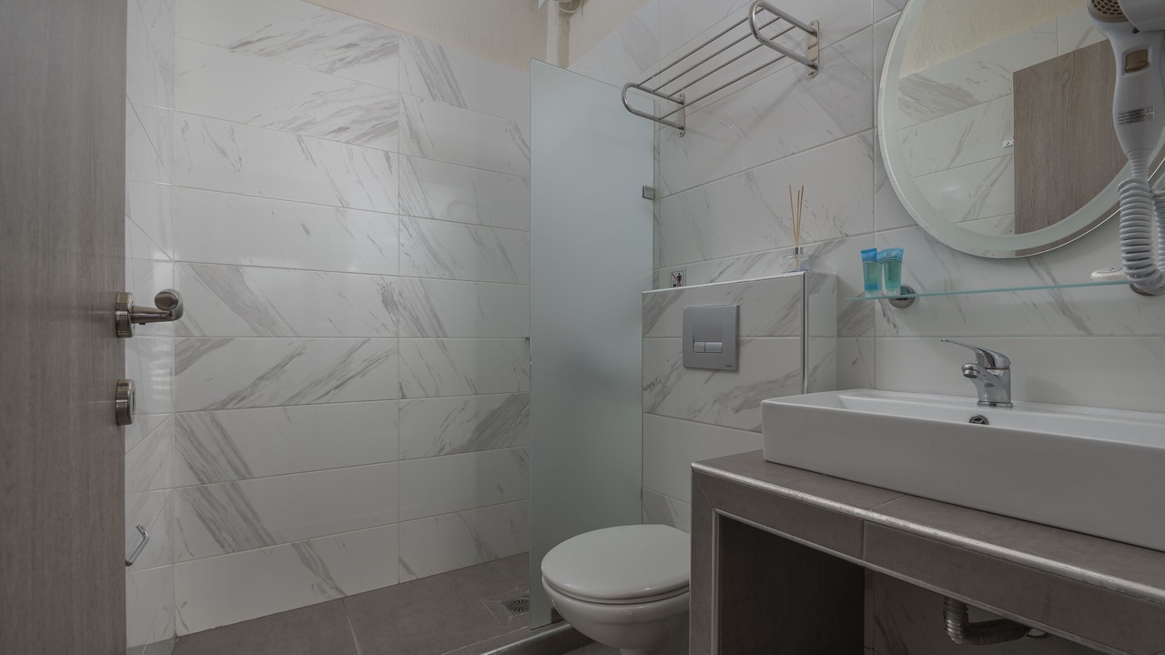 Photo of Bathroom in Neos Marmaras