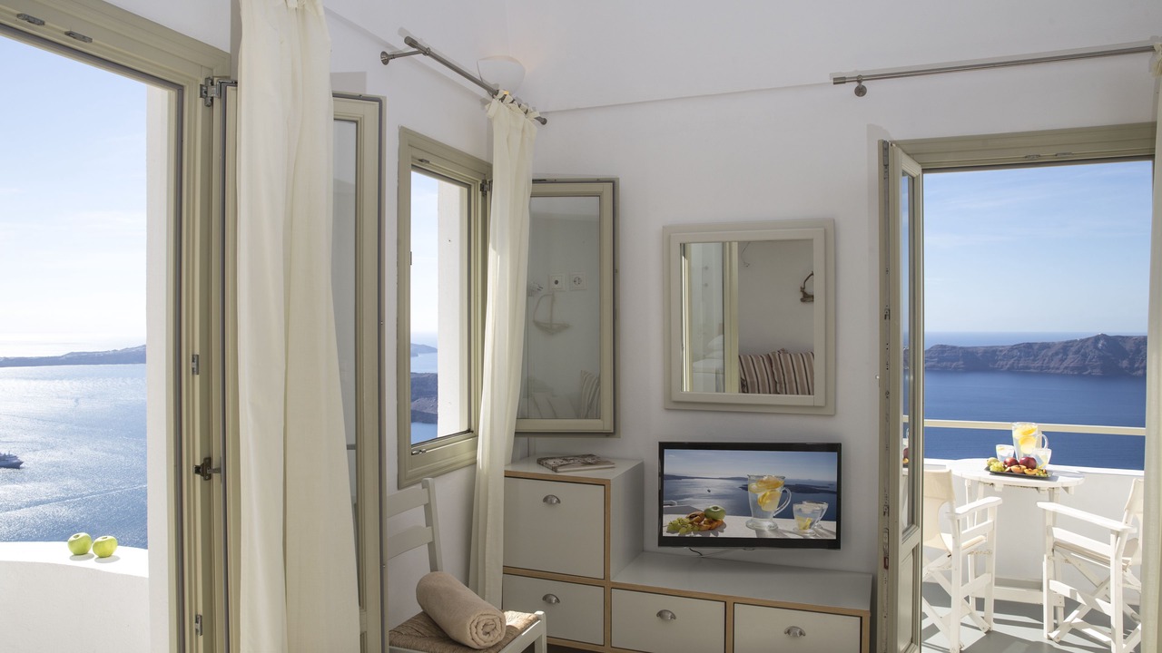 Photo of Bedroom in Imerovigli