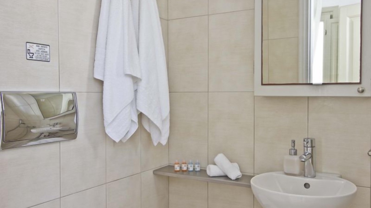 Photo of Bathroom in Imerovigli