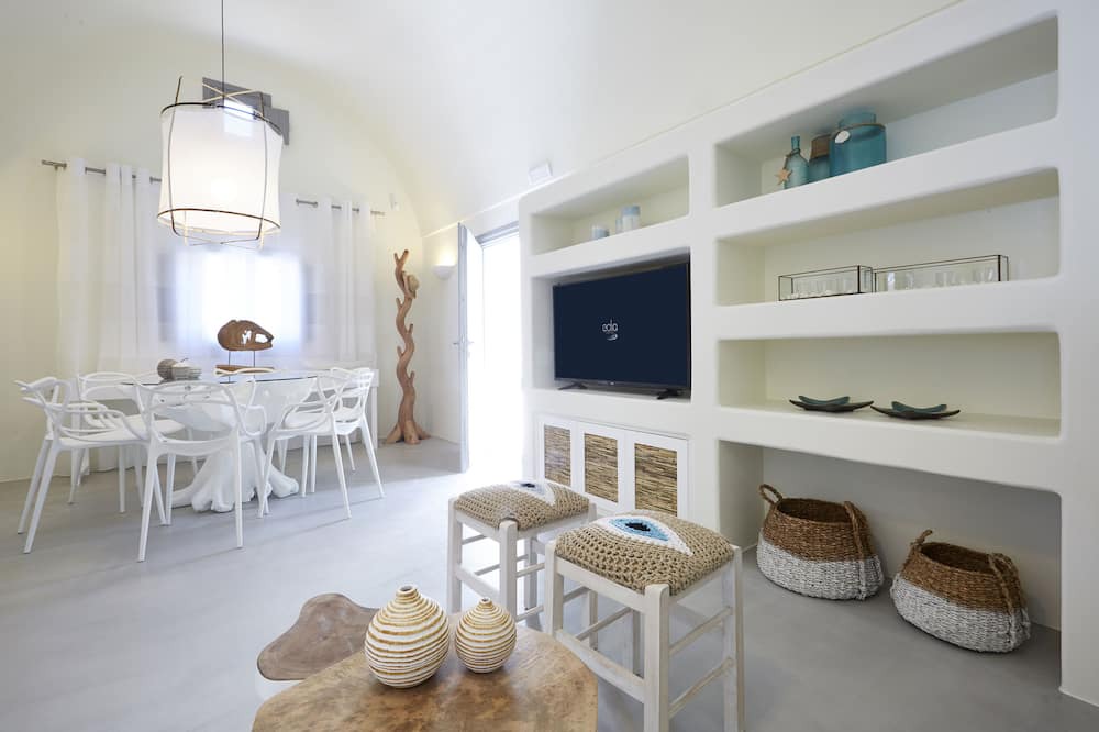 Photo of Livingroom in Kamari