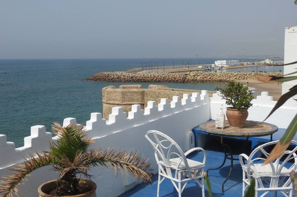 Photo of Patio Balcony in Medina