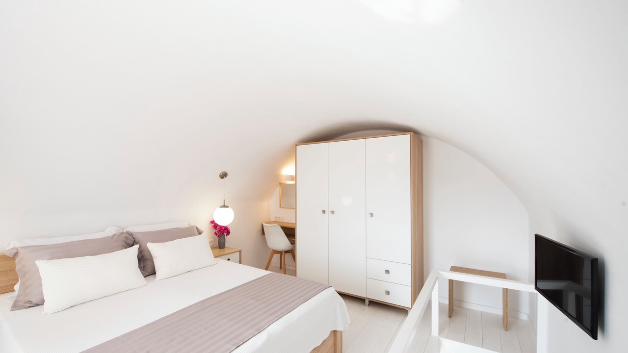Photo of Bedroom in Messaria