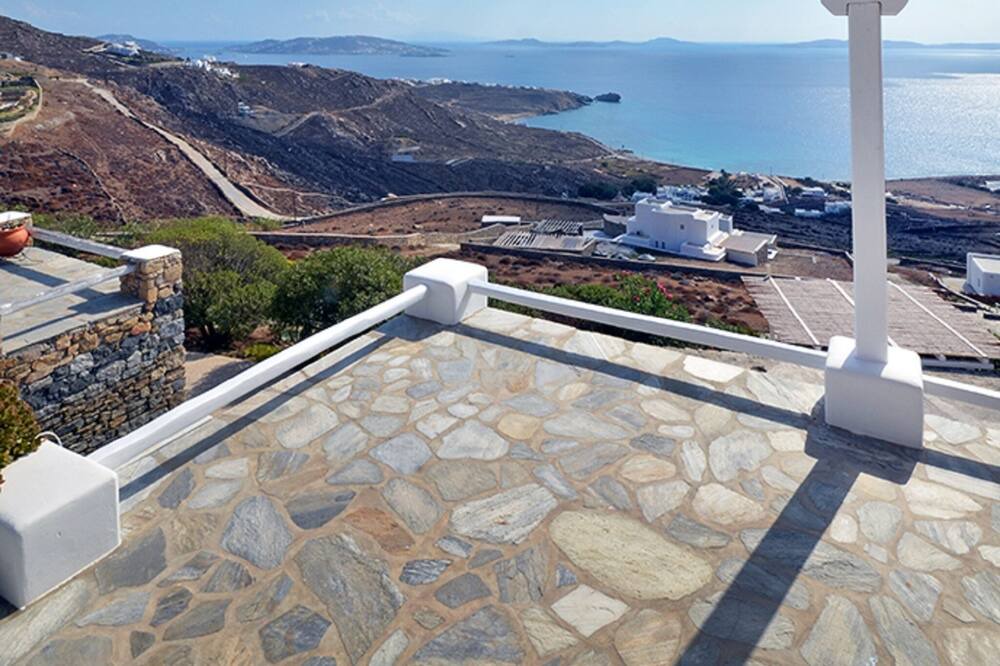 Photo of Patio Balcony in Faros Armenistis