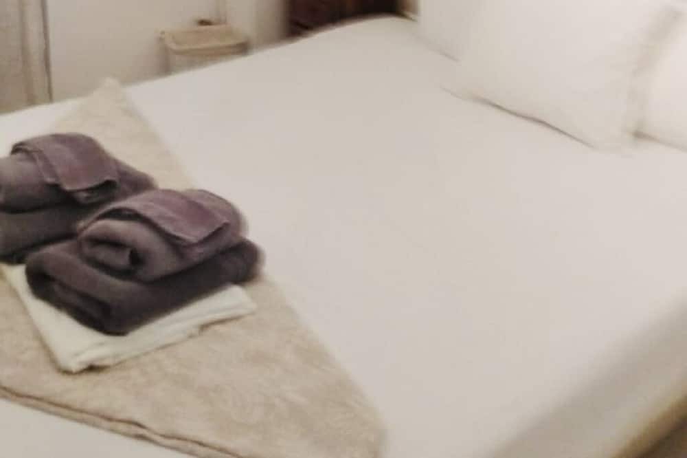 Photo of Bedroom in Monolithos