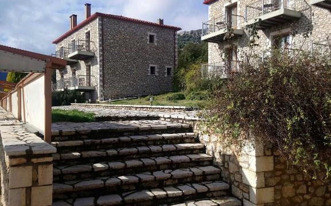 Photo of Outdoor in Karitena