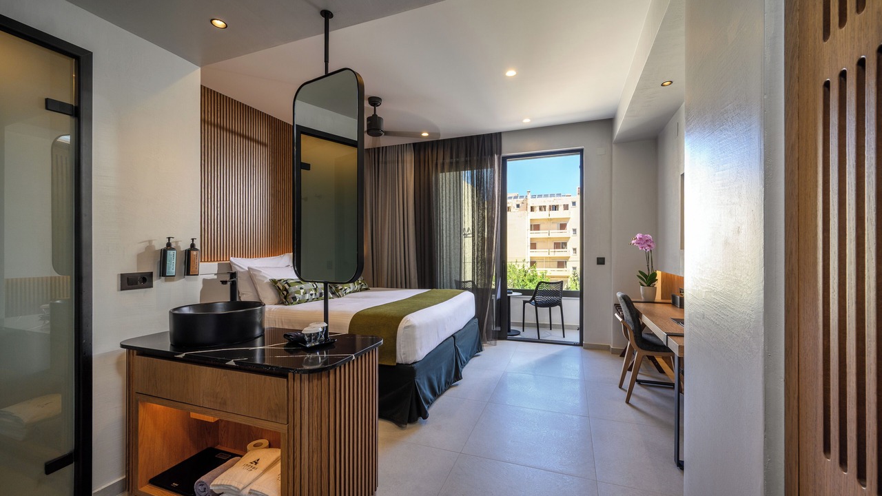 Photo of Bedroom in Nea Alikarnassos