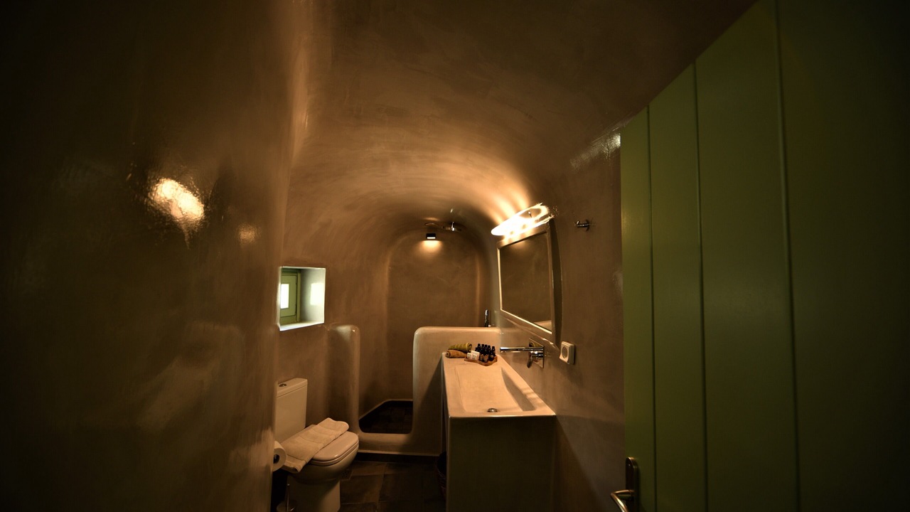 Photo of Bathroom in Exo Gonia