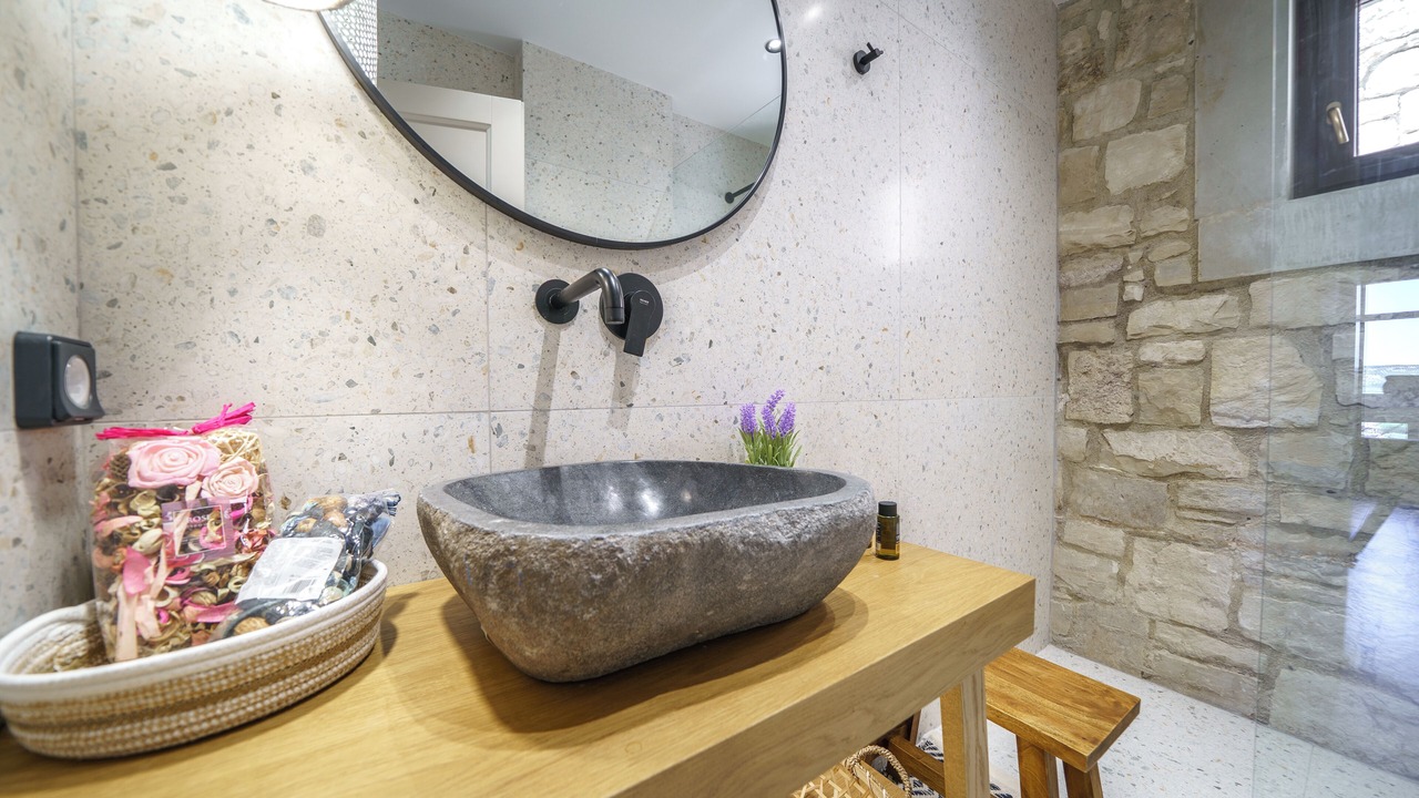 Photo of Bathroom in Asites