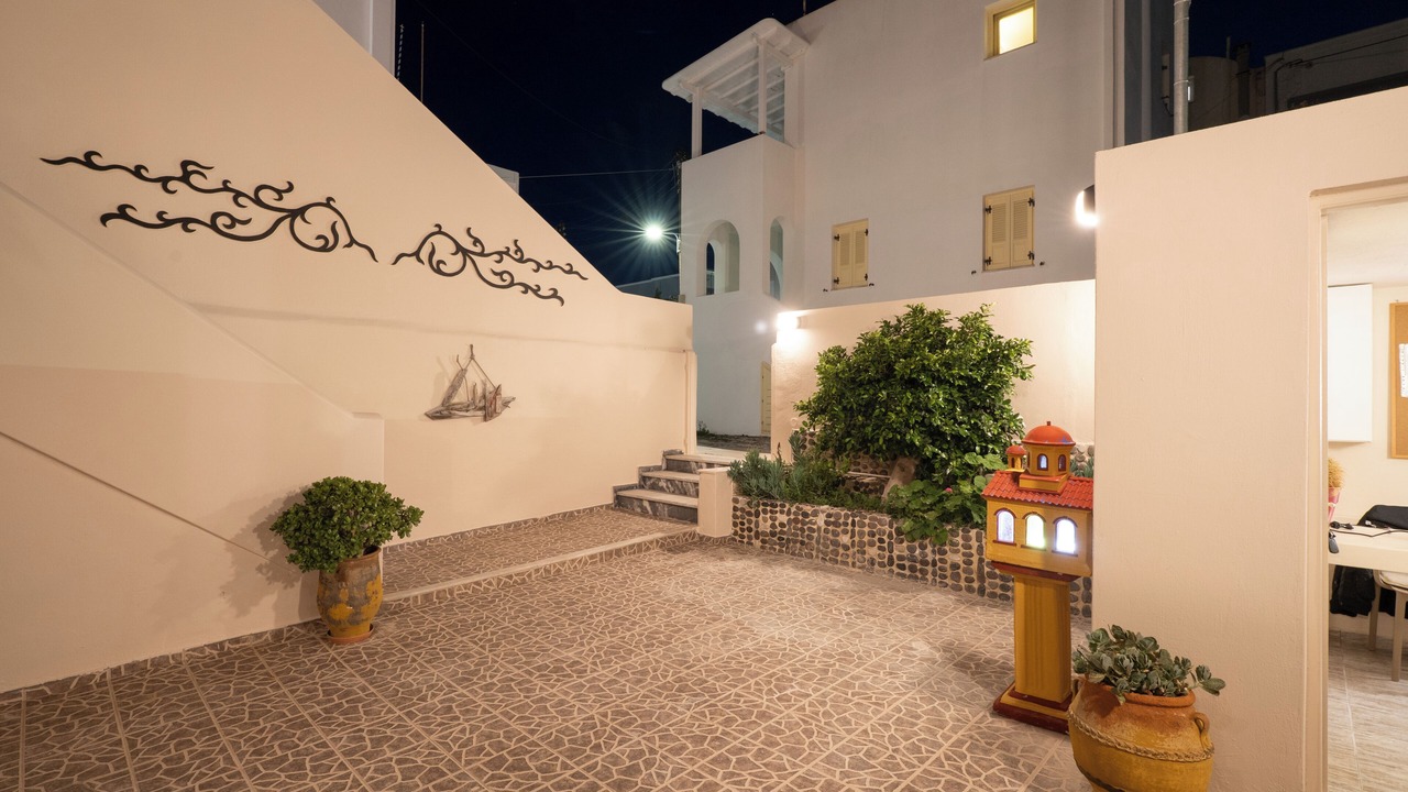 Photo of Outdoor in Fira