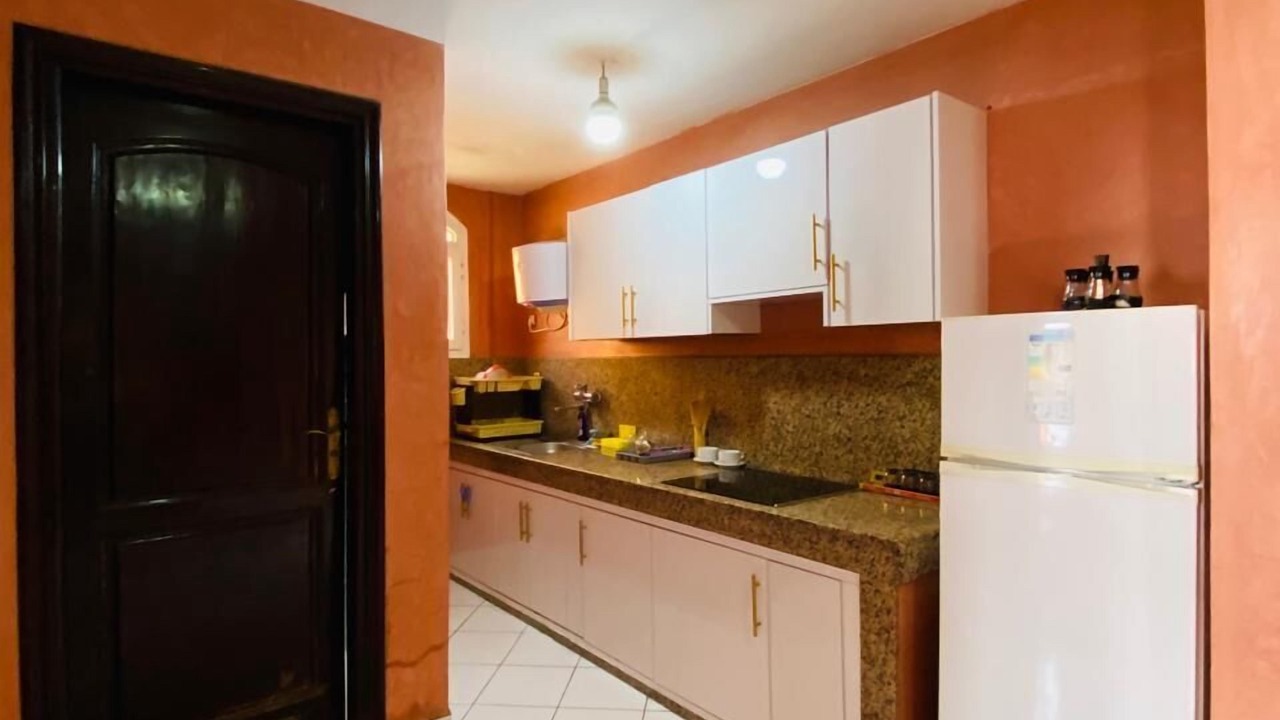 Photo of Kitchen in Tamrhakht