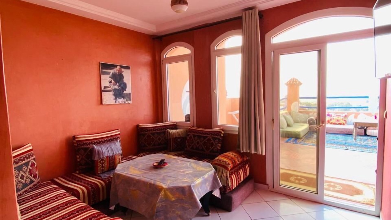 Photo of Livingroom in Tamrhakht