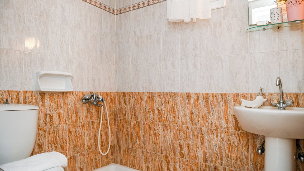 Photo of Bathroom in Exo Gialos