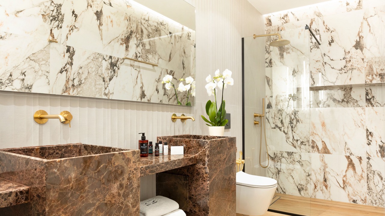 Photo of Bathroom in Volos City Centre