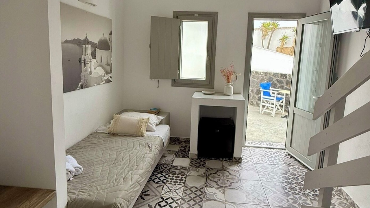 Photo of Bedroom in Fira