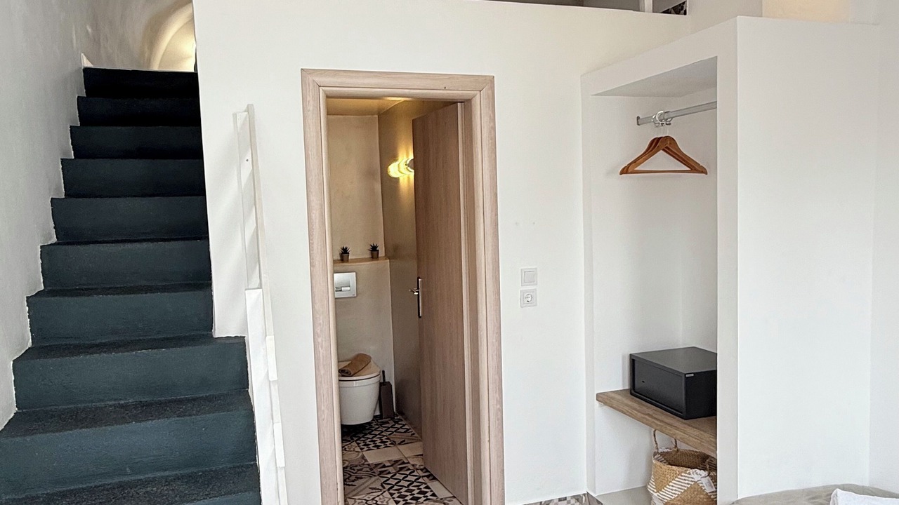 Photo of Bedroom in Fira