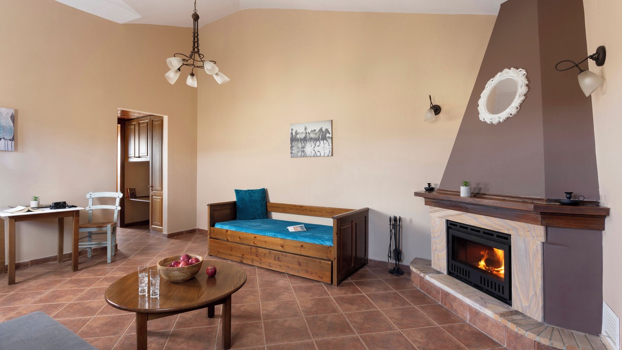 Photo of Patio Balcony in Lake Plastiras