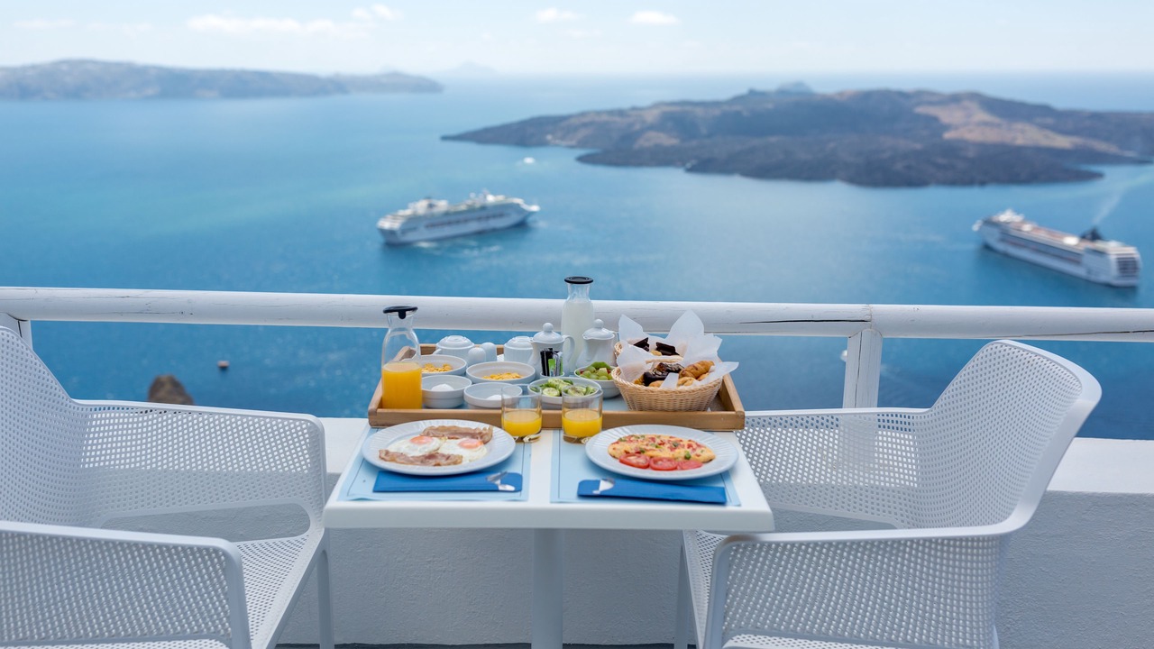 Photo of Others in Fira