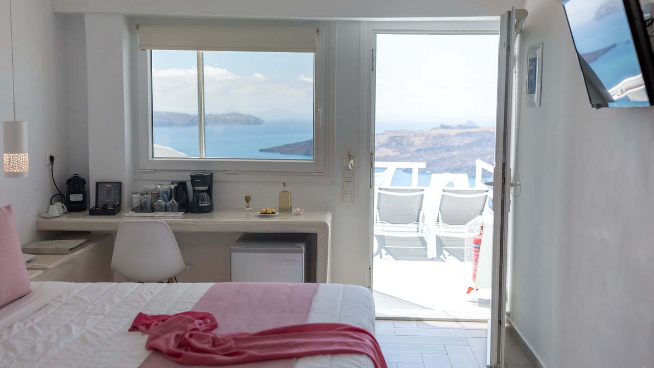Photo of Bedroom in Fira
