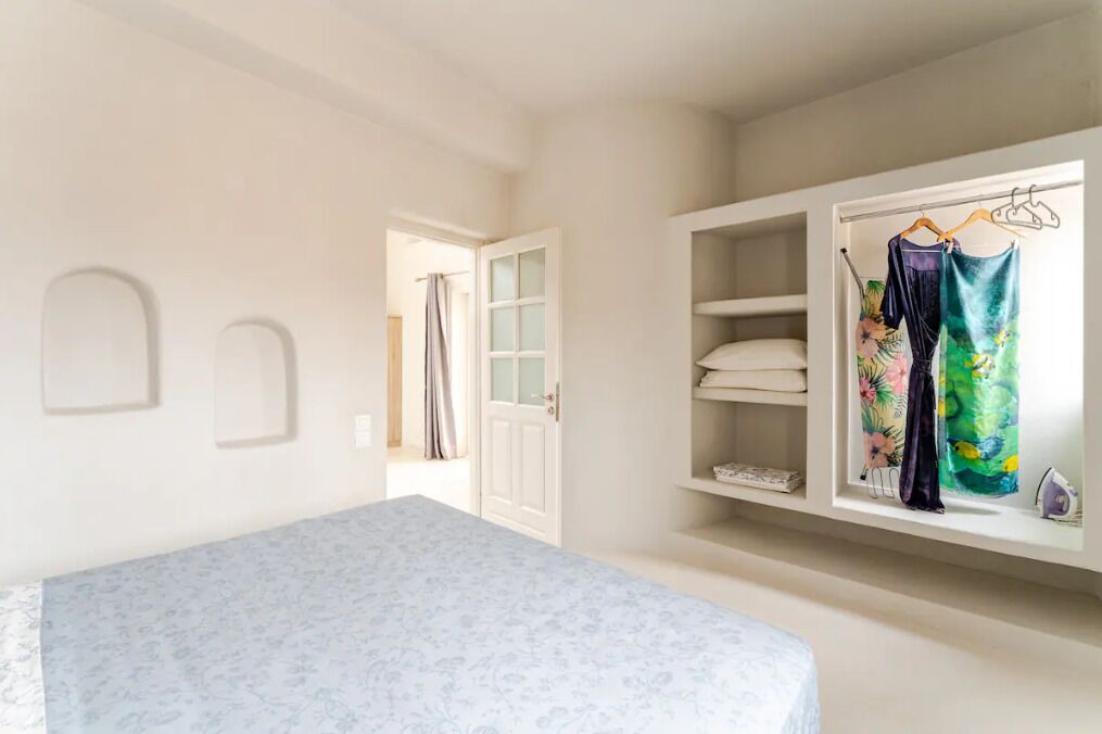 Photo of Bedroom in Exo Gialos