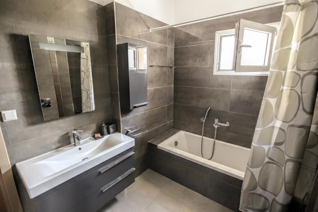 Photo of Bathroom in Kalambaka