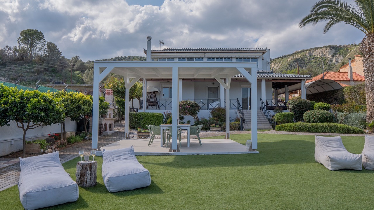 Photo of Outdoor in Finikia