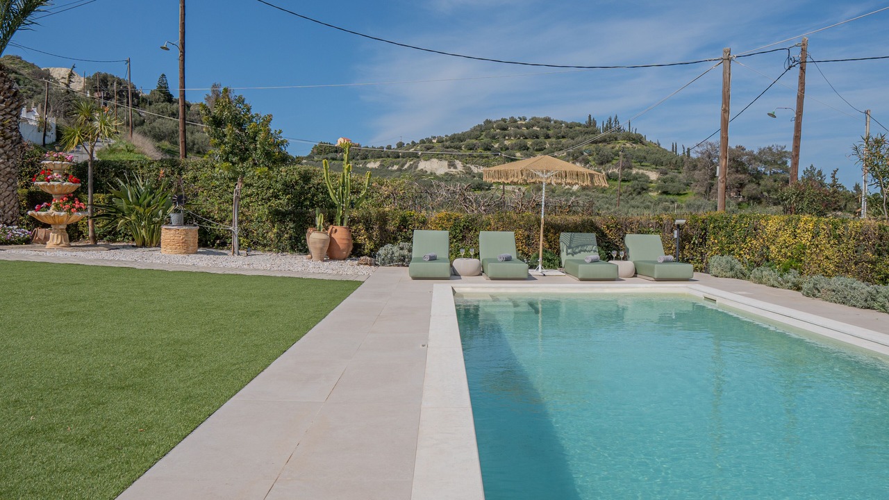 Photo of Outdoor in Finikia