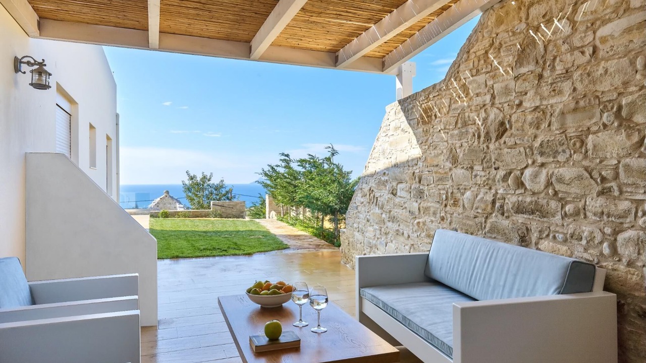 Photo of Patio Balcony in Kalamaki