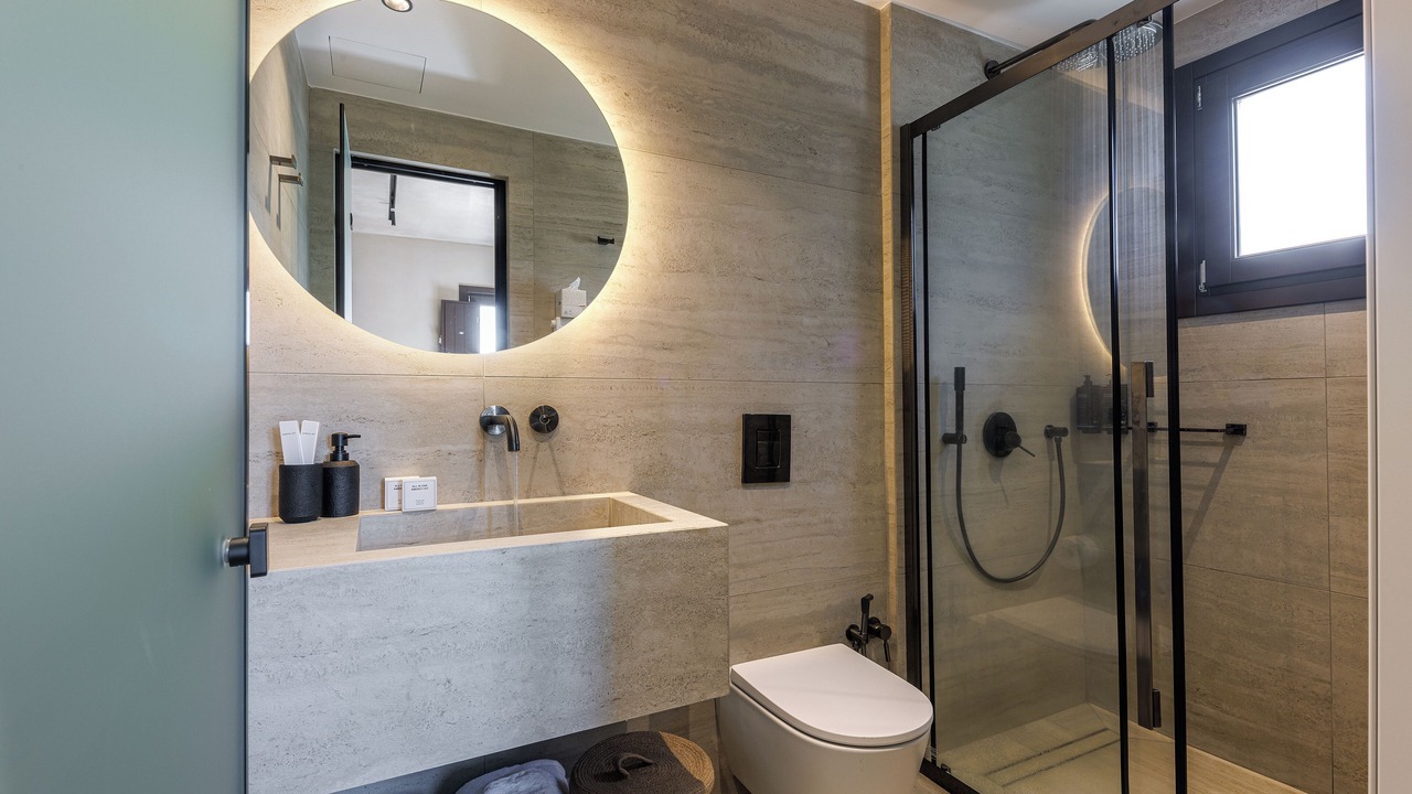 Photo of Bathroom in Vothon
