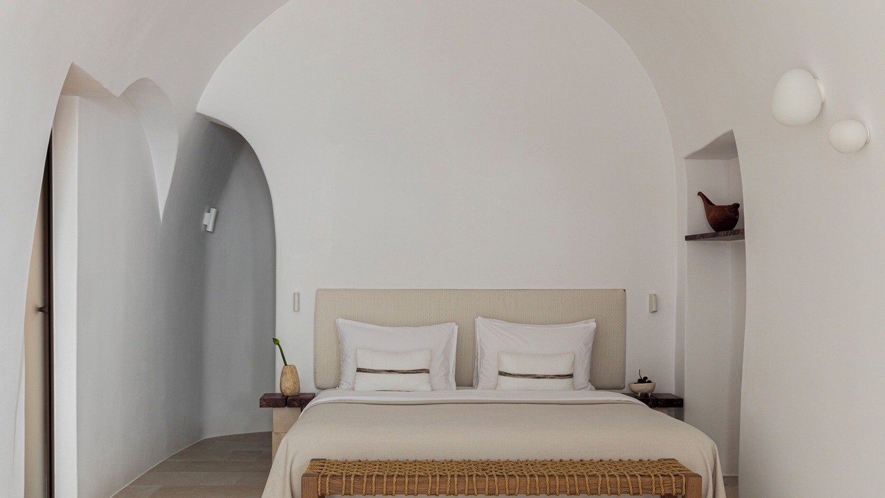 Photo of Bedroom in Oia