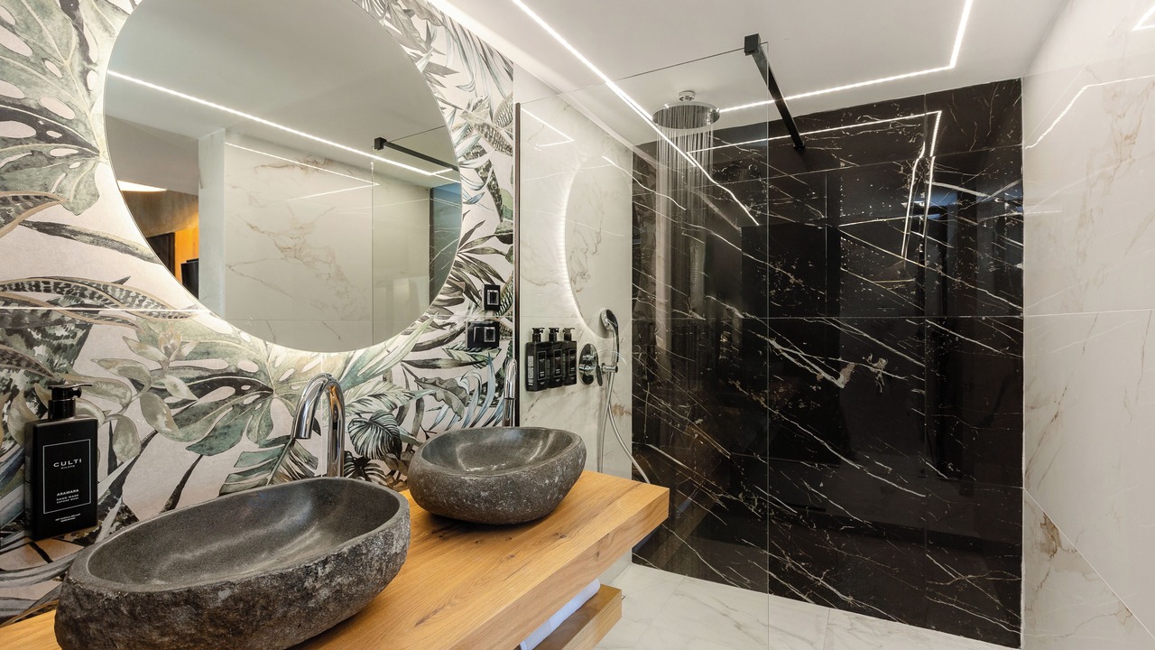 Photo of Bathroom in Perissa