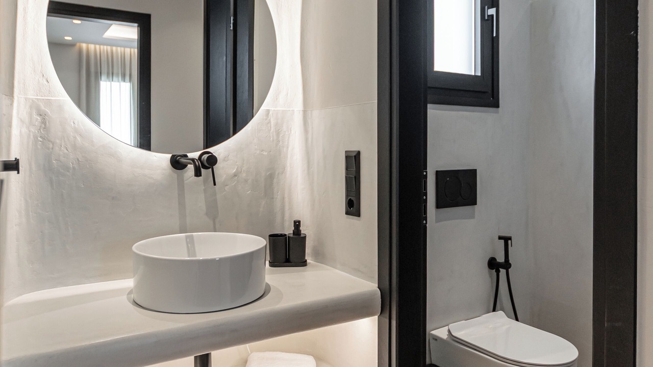 Photo of Bathroom in Plaka