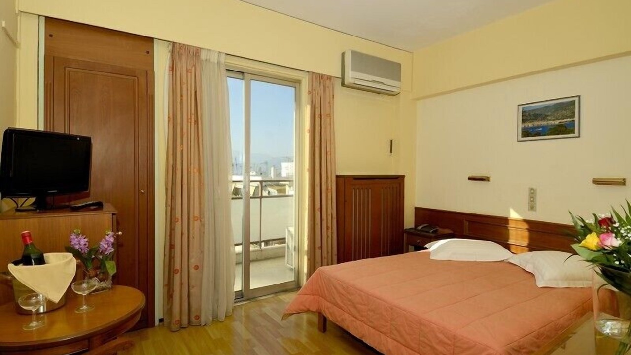 Photo of Bedroom in Volos City Centre