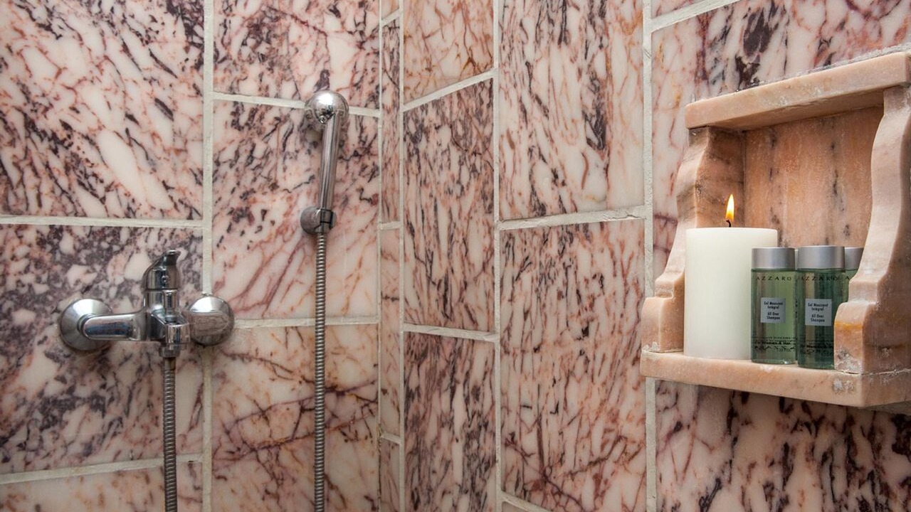Photo of Bathroom in Kamari