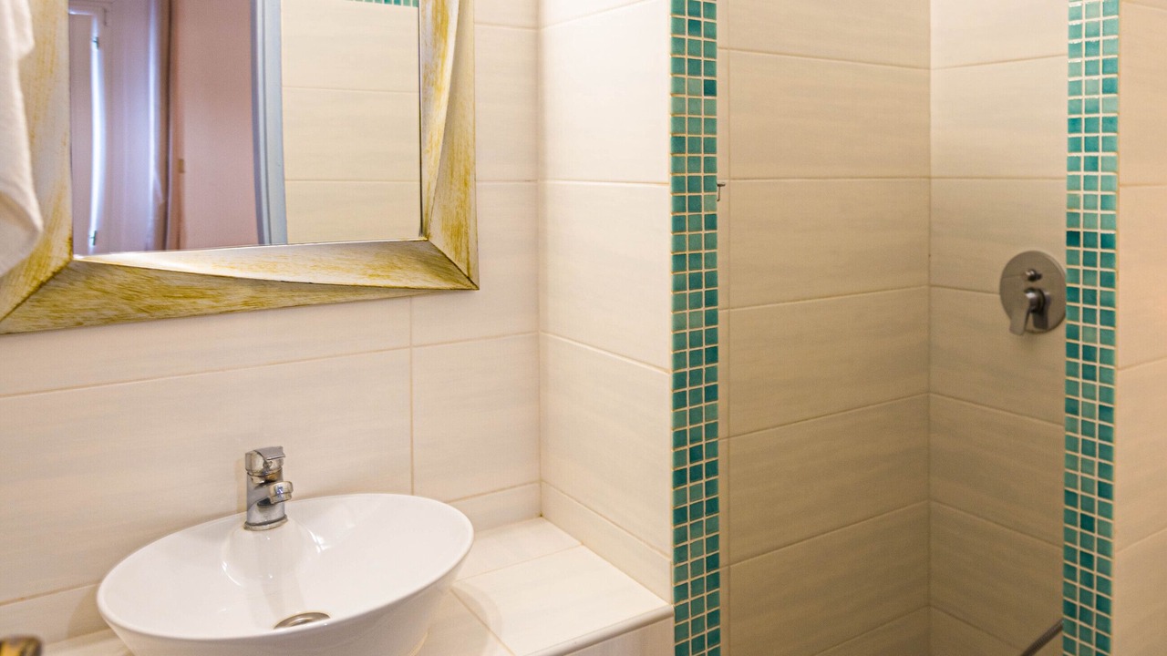 Photo of Bathroom in Kamari