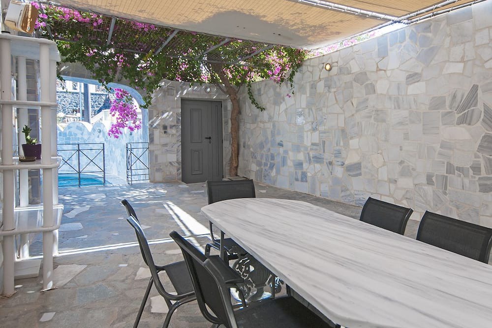 Photo of Patio Balcony in Vothon