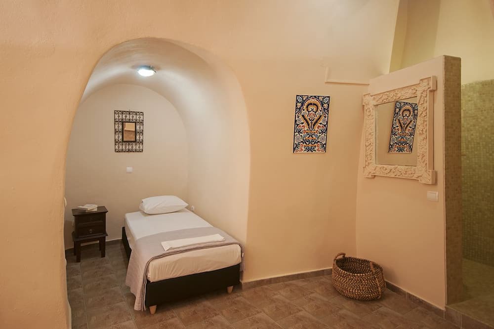 Photo of Bedroom in Vothon