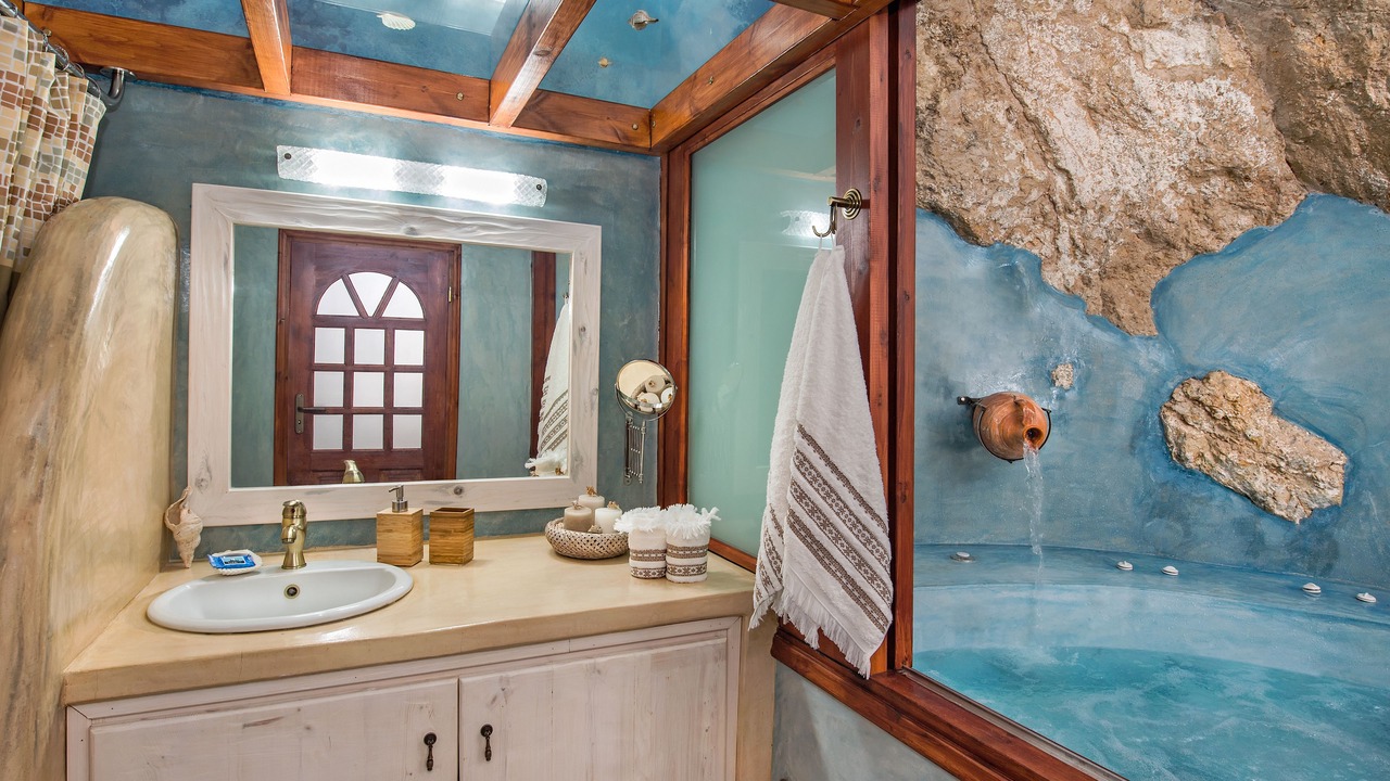 Photo of Bathroom in Emporio