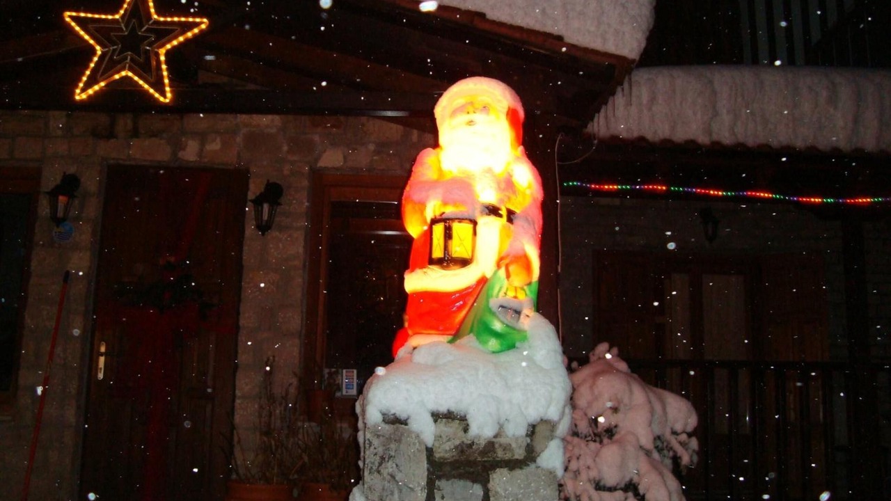 Photo of Outdoor in Lake Plastiras
