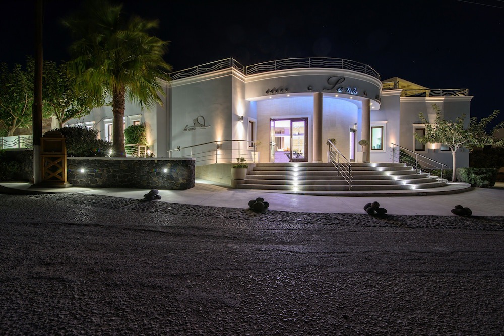 Photo of Outdoor in Kamari