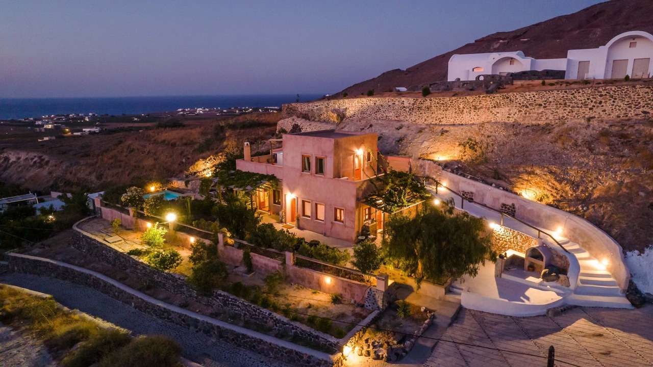 Photo of Others in Oia