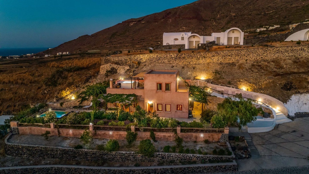 Photo of Others in Oia